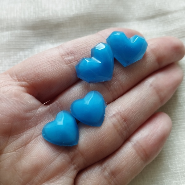 Σκουλαρίκια καρφωτά μπλε καρδιές μικρές - γυαλί, καρδιά, μικρά, φθηνά - 3