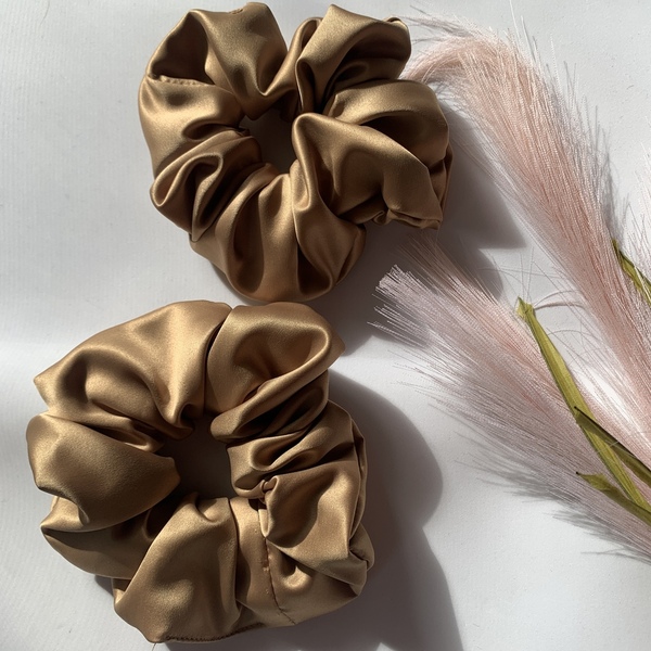 Gold satin scrunchie - ύφασμα, λαστιχάκια μαλλιών