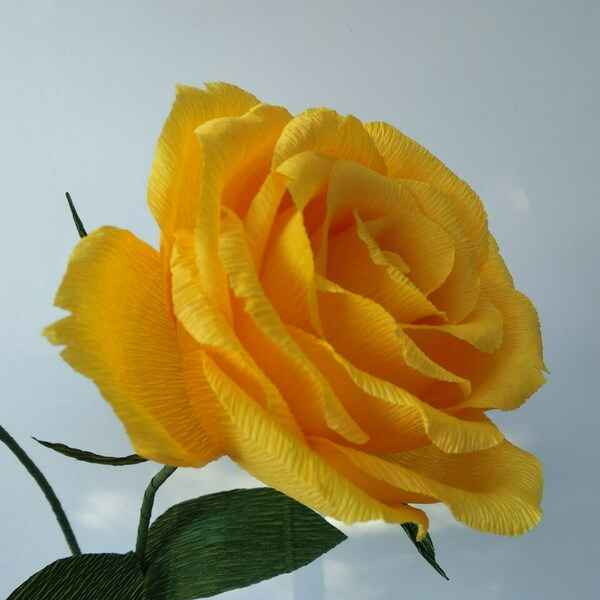 Χειροποίητα κίτρινα χάρτινα τριαντάφυλλα - χαρτί, τριαντάφυλλο, μέταλλο, χειροποίητα, διακοσμητικά - 2