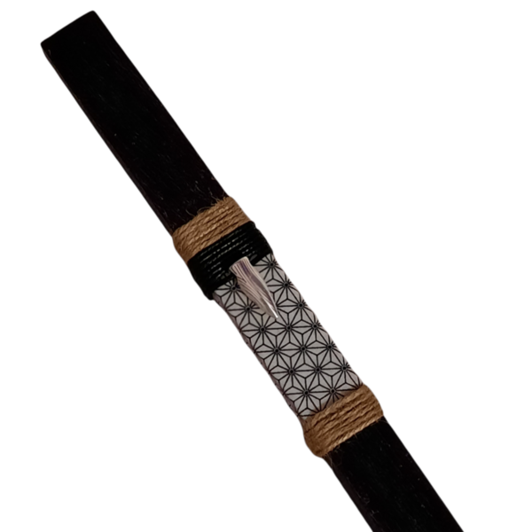 Μαύρη αρωματική ανδρική λαμπάδα, με μενταγιόν σφαίρα. Διαστάσεις λαμπάδας 30x3 cm - αγόρι, λαμπάδες, για παιδιά, για ενήλικες, για εφήβους