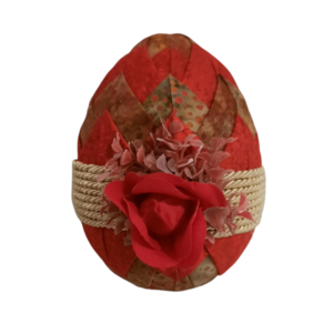 Διακοσμητικό Πασχαλινό αυγό από ύφασμα, σε κόκκινο και χρυσό χρώμα με ύψος 12cm - διακοσμητικά, πασχαλινά αυγά διακοσμητικά, πασχαλινή διακόσμηση, πασχαλινά δώρα