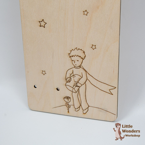 Ξύλινη Πλάτη για λαμπάδα "Μικρός Πρίγκηπας", Φυσικό χρώμα ξύλου, Διάσταση: 36Χ15εκ. - αγόρι, μικρός πρίγκιπας, διακοσμητικά, για παιδιά - 3