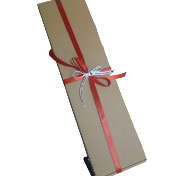 Λαμπάδα λευκή τετράγωνη (35 εκ) με κοκκινο πλεκτό χειροποίητο πορτοφολι μπρελόκ - λαμπάδες, χειροποίητα, για παιδιά, για ενήλικες, για εφήβους - 5
