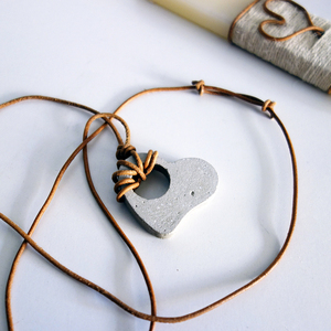 Λαμπάδα - Μενταγιόν "CONCRETE HEART - Leather" - γυναικεία, κορίτσι, λαμπάδες, για ενήλικες, για εφήβους - 2