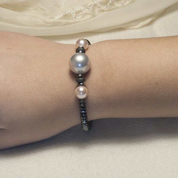 Γυναικείο βραχιόλι με αιματίτες και πέρλες (shell pearls). R/PE054 - ημιπολύτιμες πέτρες, αιματίτης, πέρλες, χεριού - 2
