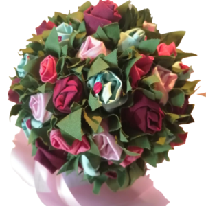 Χειροποίητη μπάλα darkrose με υφασμάτινα λουλούδια 16cm - χειροποίητα, ύφασμα, λουλούδια