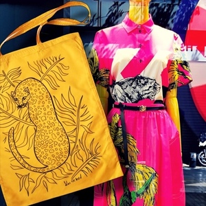 ΠΡΟΣΦΟΡΑ! Ζωγραφισμένη χειροποιητη (μοναδική) τσάντα άνορακ κίτρινη 34Χ41, αδιαβροχη, shopper, tote bag, special price. - ύφασμα, ώμου, πάνινες τσάντες - 3