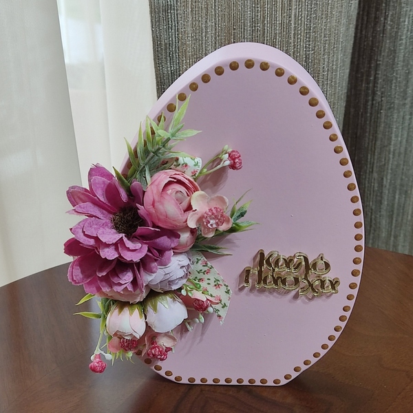 Επιτραπέζιο ξύλινο αυγό - κορίτσι, λουλούδια, διακοσμητικά, για ενήλικες - 2