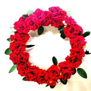 Στεφάνι λυγαριάς 25εκΧ 25εκ με υφασμάτινα κόκκινα τριαντάφυλλα - στεφάνια - 3