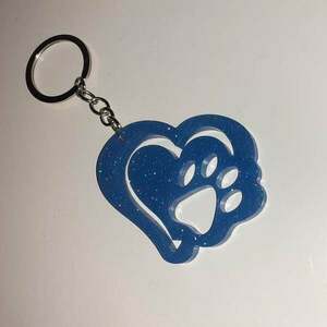 μπρελόκ μπλε καρδιά με πατουσάκι από υγρό γυαλί 6cm χ 5cm - καρδιά, ρητίνη, δώρο - 2