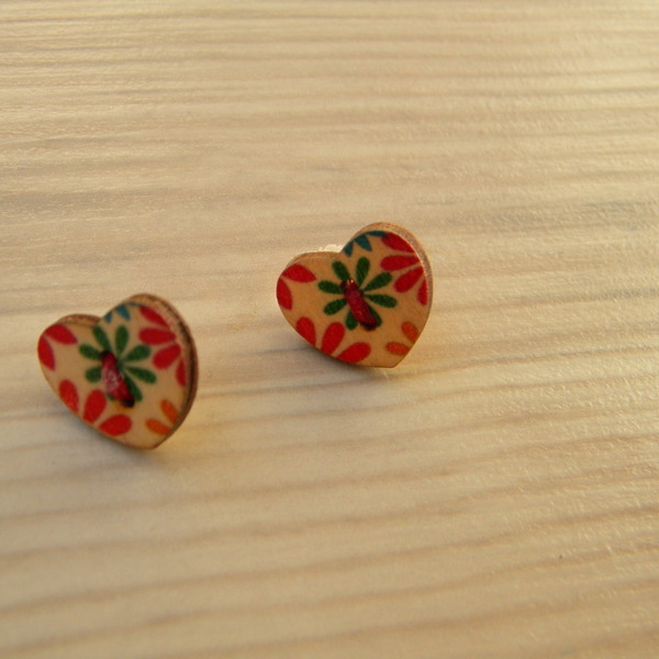 Σκουλαρίκια καρφωτά με ξύλινα κουμπάκι καρδούλες - ξύλο, λουλούδι, καρφωτά, μικρά, καρφάκι