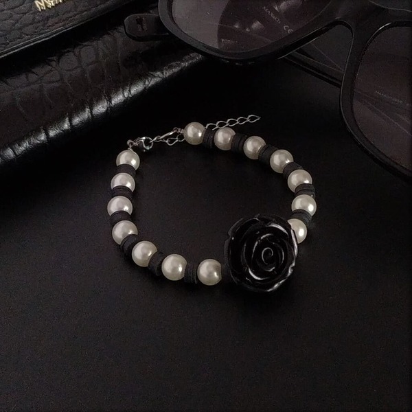 "Black & White" - Βραχιόλι με πέρλες και κοράλι - ημιπολύτιμες πέτρες, πηλός, λουλούδι, χεριού, αυξομειούμενα - 5