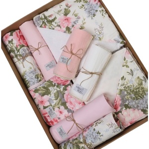 Newborn Box - Σετ νεογέννητου 10 τεμαχίων - "Pink Floral" - κορίτσι, δώρα για βάπτιση, βρεφικά, προίκα μωρού, σετ δώρου