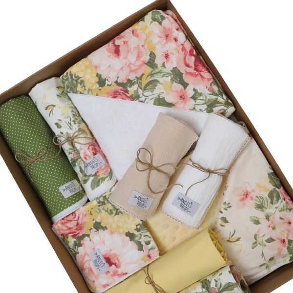 Newborn Box - Σετ νεογέννητου 10 τεμαχίων - "Green Floral" - κορίτσι, δώρα για βάπτιση, βρεφικά, προίκα μωρού, σετ δώρου