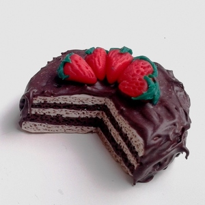 Τούρτα σοκολάτας με φράουλες/ κολιέ/ αλυσίδα/μεγάλο/ πολυμερικός πηλός - πηλός, μακριά, candy, μενταγιόν - 2