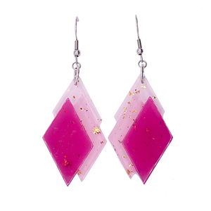 "Pink Kisses" - Γεωμετρικά ροζ σκουλαρίκια από υγρό γυαλί και φύλλα χρυσού - γυαλί, ατσάλι, κρεμαστά, γάντζος, kawaii