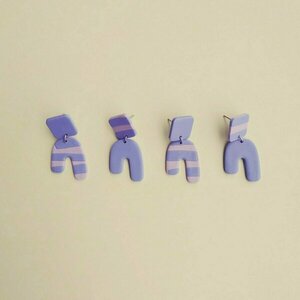 Κρεμαστά σκουλαρίκια από πολυμερικό πηλό, γαλάζιο ριγέ - πηλός, μικρά, ατσάλι, κρεμαστά, καρφάκι