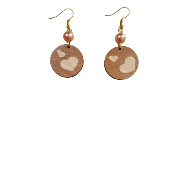 Σκουλαρίκια με ζωγραφισμένο ξύλινο κύκλο και πέρλα - σχέδιο 1 - ξύλο, καρδιά, απαραίτητα καλοκαιρινά αξεσουάρ, κρεμαστά
