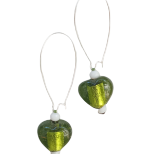 Μακριά Μεγάλα Σκουλαρίκια Γυναικεία με Ασημένια Παραμάνα Σκούρη Πράσινη Γυάλινη Καρδιά και Χάντρες Λευκές Αγίου Βαλεντίνου - κοσμήματα, γυαλί