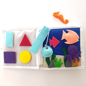 Tα φιλαράκια - Quiet book 15x15 cm - δώρο, personalised - 2