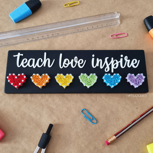 Ξύλινη πινακίδα με καρφιά & κλωστές - Δώρο για δασκάλα/ο (25x8cm) "Teach Love Inspire" - πίνακες & κάδρα, καρδιά, δώρα για δασκάλες - 5