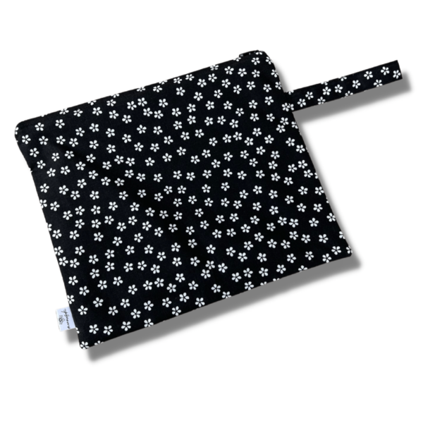 Black and white floral cotton pouch bag - ύφασμα, φλοράλ, all day, χειρός, μικρές