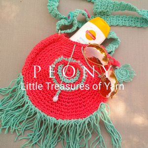 Boho τσαντάκι πουγκί σε κοραλλί χρώμα με ανάγλυφο μοτίβο και κρόσσια. - νήμα, πουγκί, χιαστί, πλεκτές τσάντες - 5