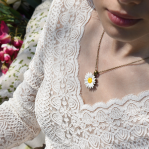 Daisy | Μπρούτζινο Μενταγιόν Μαργαρίτα (Πολυμερικός Πηλός, Μπρούτζος) (Μήκος 40cm + 5cm) - charms, κοντά, λουλούδι, μπρούντζος, αυξομειούμενα - 2