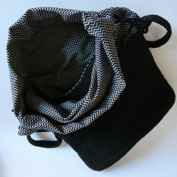 Χειροποίητη πλεκτή τσάντα ώμου μαύρη με υφασμάτινη επένδυση - νήμα, ώμου, πουγκί, all day, πλεκτές τσάντες - 4