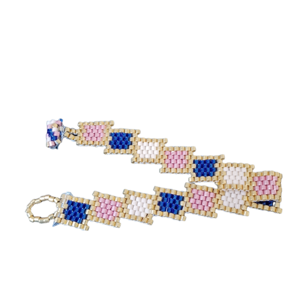Βραχιόλι με χάντρες miyaki ,ροζ , μπλε ,χρυσό και μπεζ χρώμα σε τετράγωνα σχήματα - μήκος 17 εκ - γυαλί, σταθερά, χεριού