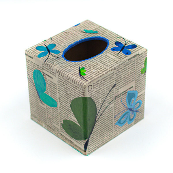 Κουτί για χαρτομάντιλα ντυμένο με εφημερίδα και πεταλούδες - ξύλο, οργάνωση & αποθήκευση - 3