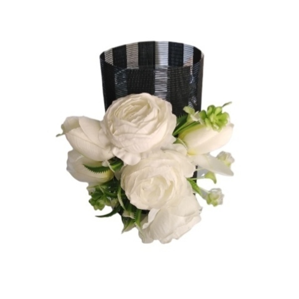 Γυάλινο κηροπήγιο σε μαύρο χρώμα με λευκά λουλουδια. Ύψος 17cm - ρεσώ & κηροπήγια, κεριά & κηροπήγια - 2