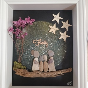 Family λευκό ξύλινο καδρο με.βοτσαλα διαστάσεις 24*27. - πίνακες & κάδρα, πρακτικό δωρο, δωρο για επέτειο