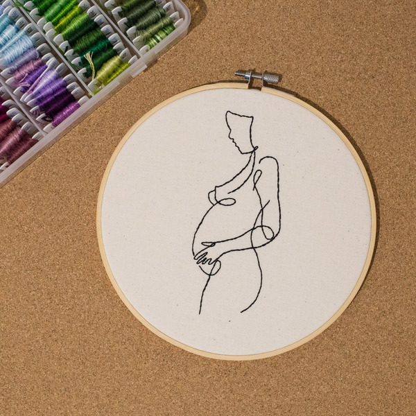 Κέντημα "Έγκυος" σε τελάρο μπαμπού 20 εκ. - τελάρα κεντήματος, δώρο γέννησης, γενική διακόσμηση - 2
