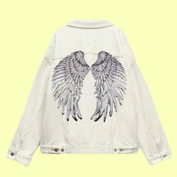 Trendy Oversized Denim Jacket - Detail on the back / Sequin Silver Angel Wings - βαμβάκι