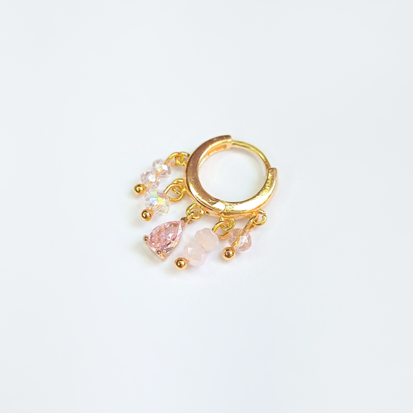 Aurora | Χειροποίητα σκουλαρίκια κρικάκια με κρεμαστές χάντρες σε ροζ αποχρώσεις - στρας, επιχρυσωμένα, ορείχαλκος, μικρά, κρεμαστά - 3