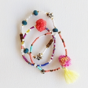 |Beaded Bracelets with Tassels and Pon pon| Multi Colors | Medium Size - ημιπολύτιμες πέτρες, χάντρες, σταθερά, χεριού