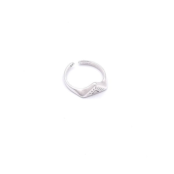 Δαχτυλίδι ethnic τρίγωνο αντικέ - ορείχαλκος, επάργυρα, γεωμετρικά σχέδια, boho, αυξομειούμενα