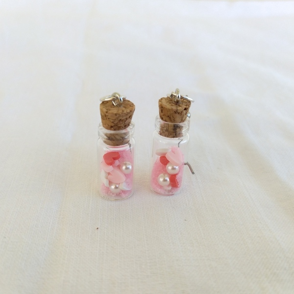Σκουλαρίκια κρεμαστά φιαλίδια με ροζ άμμο και καρδούλες Αγίου Βαλεντίνου / μικρά / ατσάλι / Twice Treasured - ατσάλι, boho, κρεμαστά, γάντζος, αγ. βαλεντίνου - 4