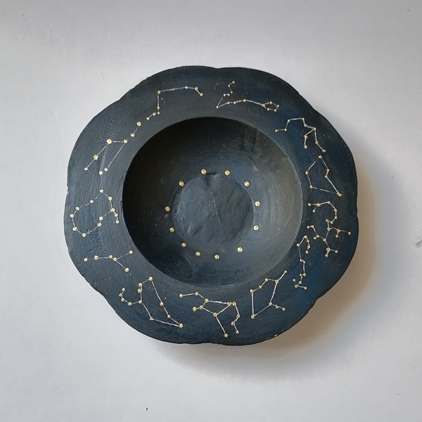 Πιατάκι αστερισμοί ζωδίων ανάγλυφο στρογγυλό τσιμεντένιο μαύρο-μπλε-χρυσό 15εκΧ3εκ - τσιμέντο, ζώδια, διακοσμητικά - 4