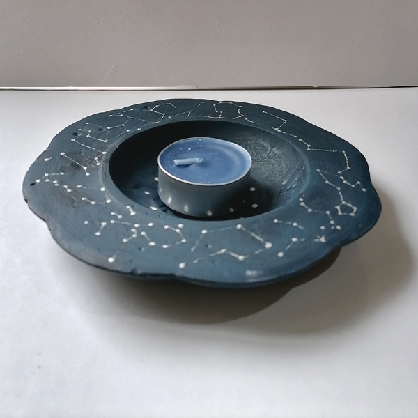 Πιατάκι αστερισμοί ζωδίων ανάγλυφο στρογγυλό τσιμεντένιο μαύρο-μπλε-ασημί 15εκΧ3εκ - τσιμέντο, ζώδια - 3