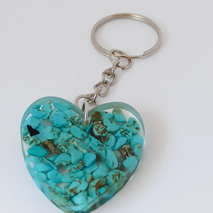 Μπρελόκ από υγρό γυαλί σε σχήμα καρδιάς με γαλάζιες πέτρες - ημιπολύτιμες πέτρες, ρητίνη - 2
