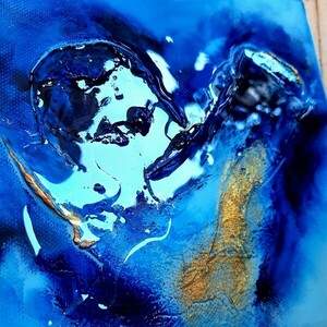 Blue heart, χειροποίητος πίνακας 20χ20χ4 σε καμβά, με ακρυλικά χρώματα, ανάγλυφες λεπτομέρειες και υγρό γυαλί - γυαλί, πίνακες & κάδρα, χειροποίητα, πίνακες ζωγραφικής - 4