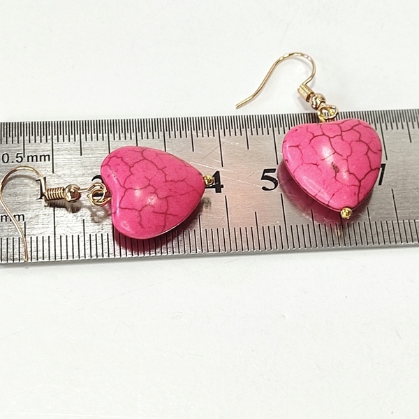 Σκουλαρίκια με φούξια καρδιές χαολίτη - ημιπολύτιμες πέτρες, επιχρυσωμένα, μικρά, boho, κρεμαστά - 3