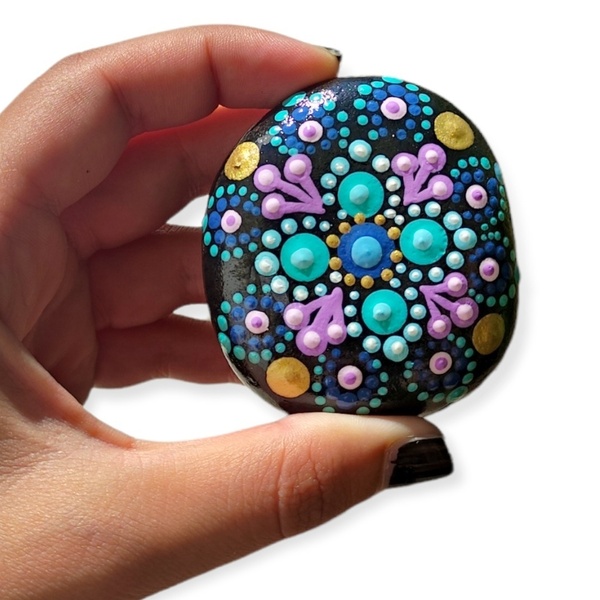 Mandala ζωγραφισμένο σε διακοσμητική πέτρα. Διαστάσεις 5 εκ * 5 εκ. - πέτρα, διακοσμητικές πέτρες - 3