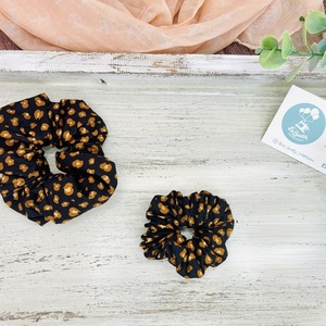 Κλασικό scrunchie σετ μαμά κόρη leopard μαύρο - ύφασμα, λαστιχάκια μαλλιών - 2