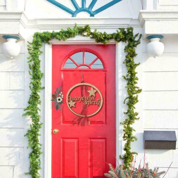 Στεφάνι πόρτας προσωποποιημένο με ευχές , ονόματα οικογένειας και το επίθετο - ξύλο, στεφάνια, νονά, χριστουγεννιάτικο, στολίδια - 2