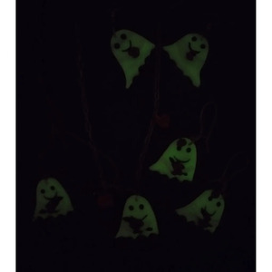 Σκουλαρίκια Halloween φαντασματάκια από πολυμερικό πηλό που φωσφορίζει! - πηλός, ατσάλι, κρεμαστά, γάντζος, φθηνά - 3