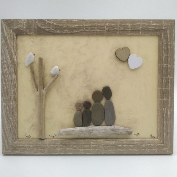 Ξύλινο κάδρο με παράσταση από βότσαλα και θαλασσόξυλα, οικογένεια (23×18cm) - ξύλο, δώρα επετείου, δώρα γενεθλίων, διακοσμητικά, αγ. βαλεντίνου - 2