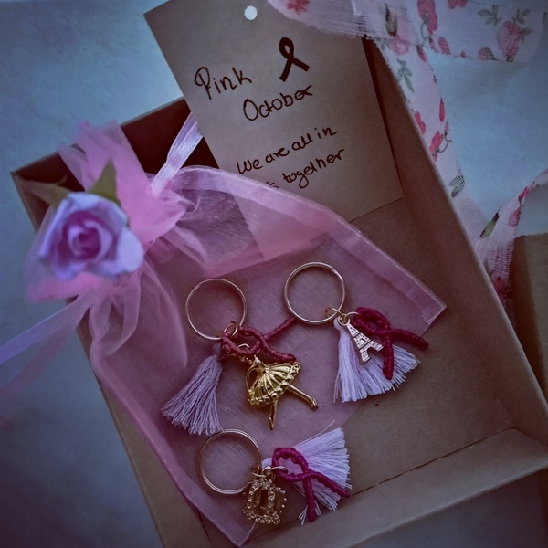 Μακραμέ μπρελόκ για τα κλειδιά, ροζ κορδέλα με μπαλαρίνα, πρόληψη & ενημερώση για τον καρκίνο του μαστού - μεταλλικό, δώρα για γυναίκες, σπιτιού - 3